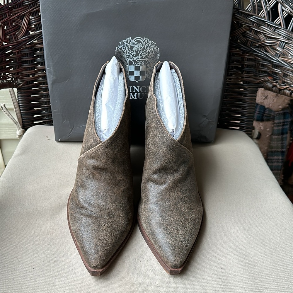 Vince Camuto Grishell Bootie Tobacco 12 - Picture 4 of 17